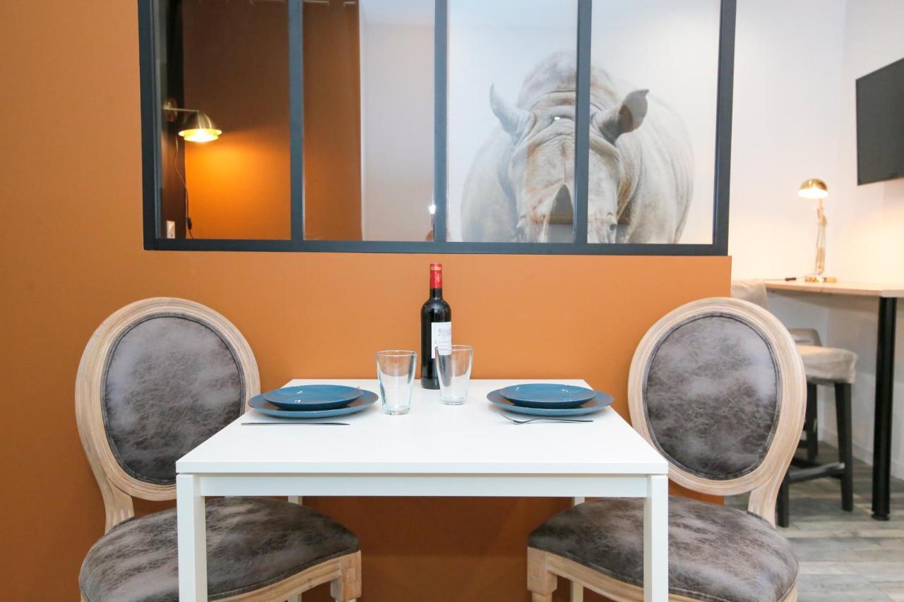 Le Rhinoceros, T1 Hypercentre Chic Et Cosy, Wifi Par Sovalfi Lejlighed Saint-Etienne  Eksteriør billede